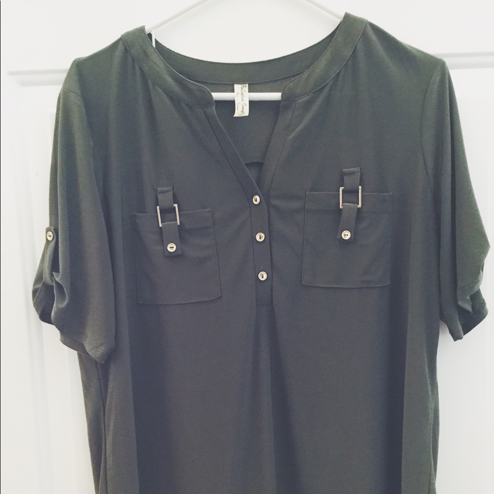 Olive green XL mid sleeve top